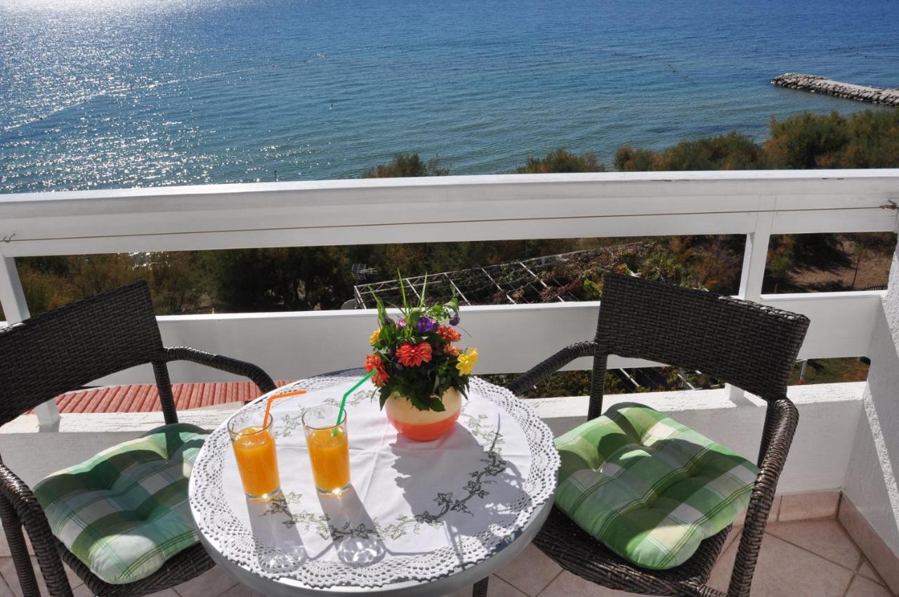 דירות אומיס Anastazija Sea View מראה חיצוני תמונה