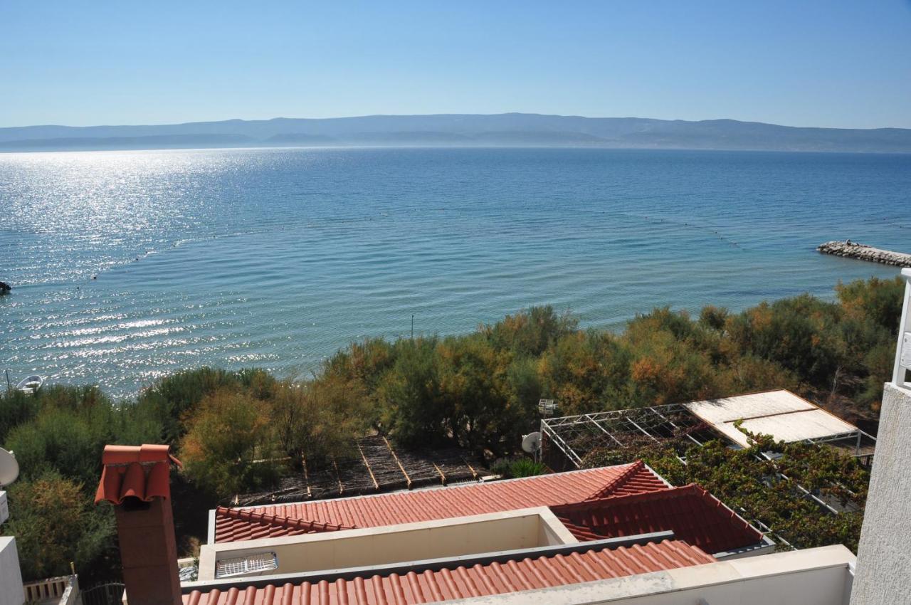 דירות אומיס Anastazija Sea View מראה חיצוני תמונה